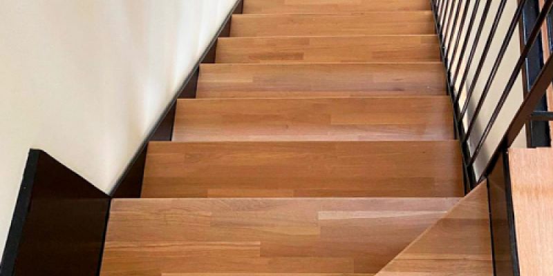 Escaleras de madera con acabados de calidad